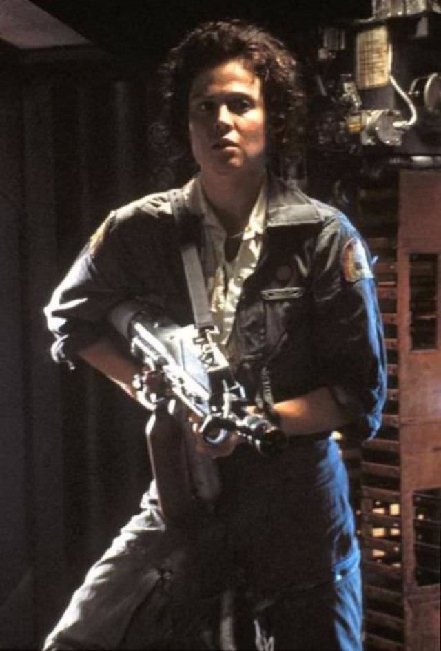 Stunning Behind-the-Scenes Photos from the Making of Alien (1979) Movies