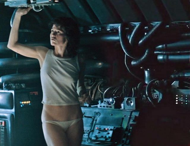 Stunning Behind-the-Scenes Photos from the Making of Alien (1979) Movies