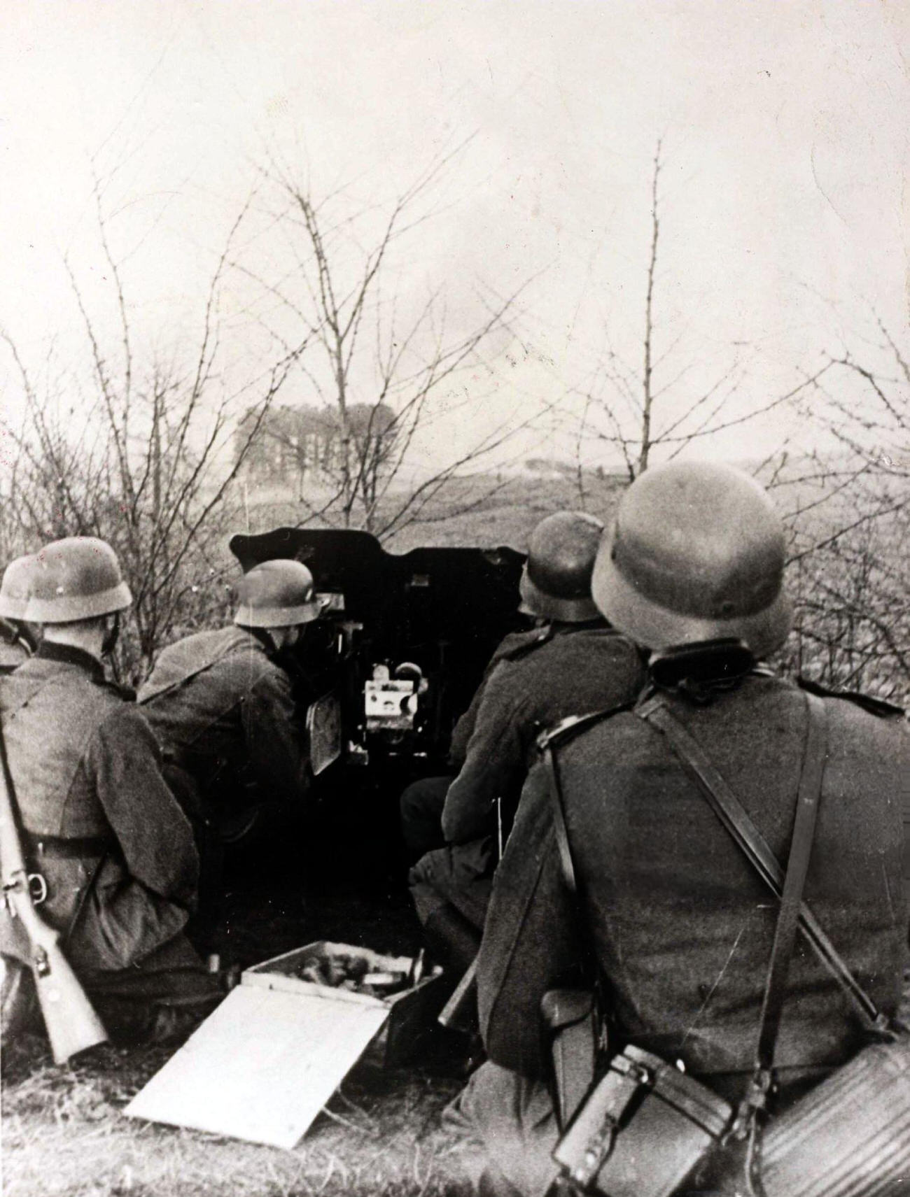 #12 German troops in action during the Battle for Stalingrad, 1942.