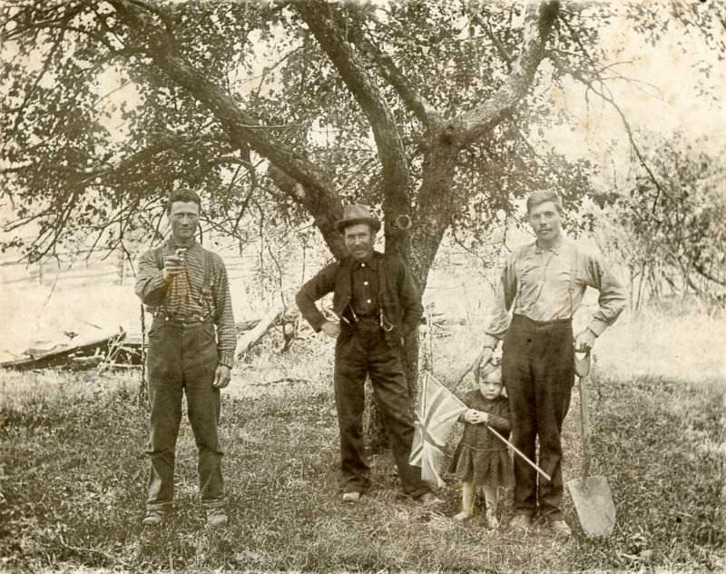 #49 Three men and a child