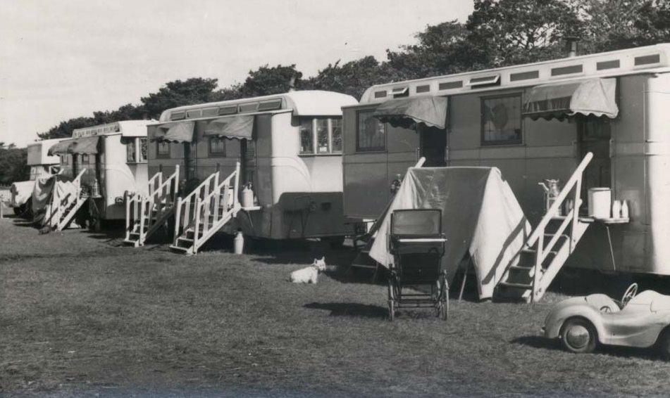 #14 Chipperfield Circus caravans, Town Moor, Newcastle