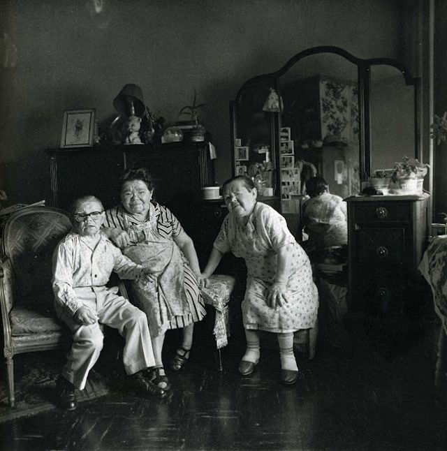 Cults, Freaks and Giants: The Photography of Diane Arbus and the Beauty of the Outsider Photography