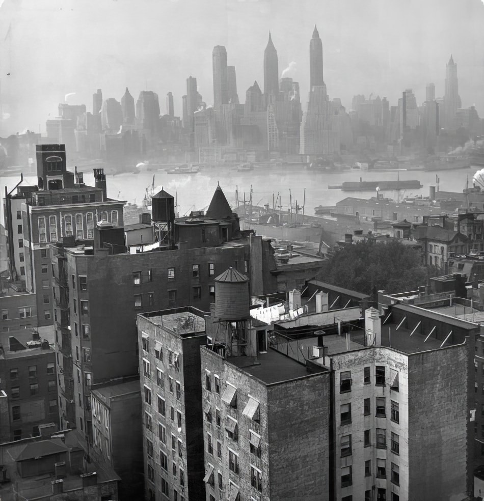 #8 View of the Lower Manhattan skyline as seen from the roof of the Hotel Bossert (“the Waldorf-Astoria of Brooklyn”) on Montague Street in Brooklyn, 1943