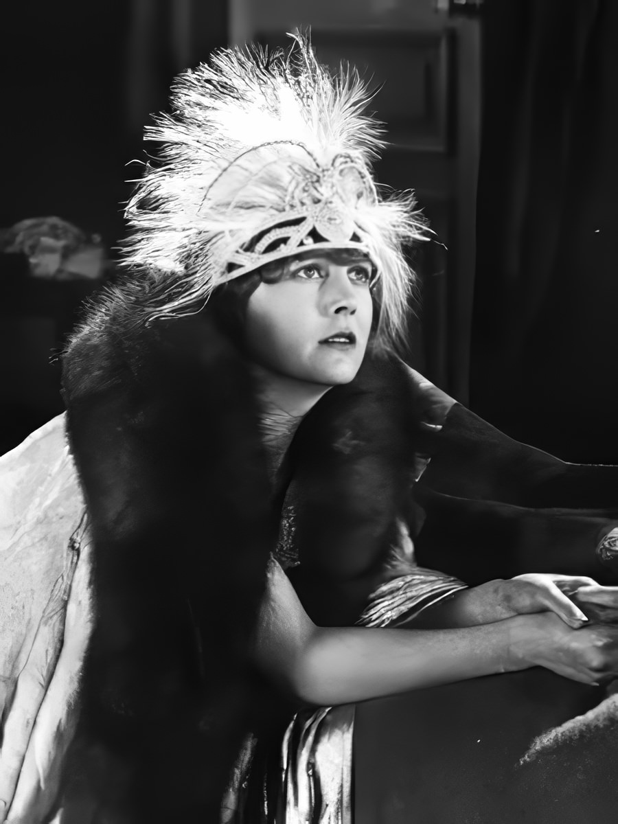 #11 Edna Purviance was best known as Charlie Chaplin’s leading lady.