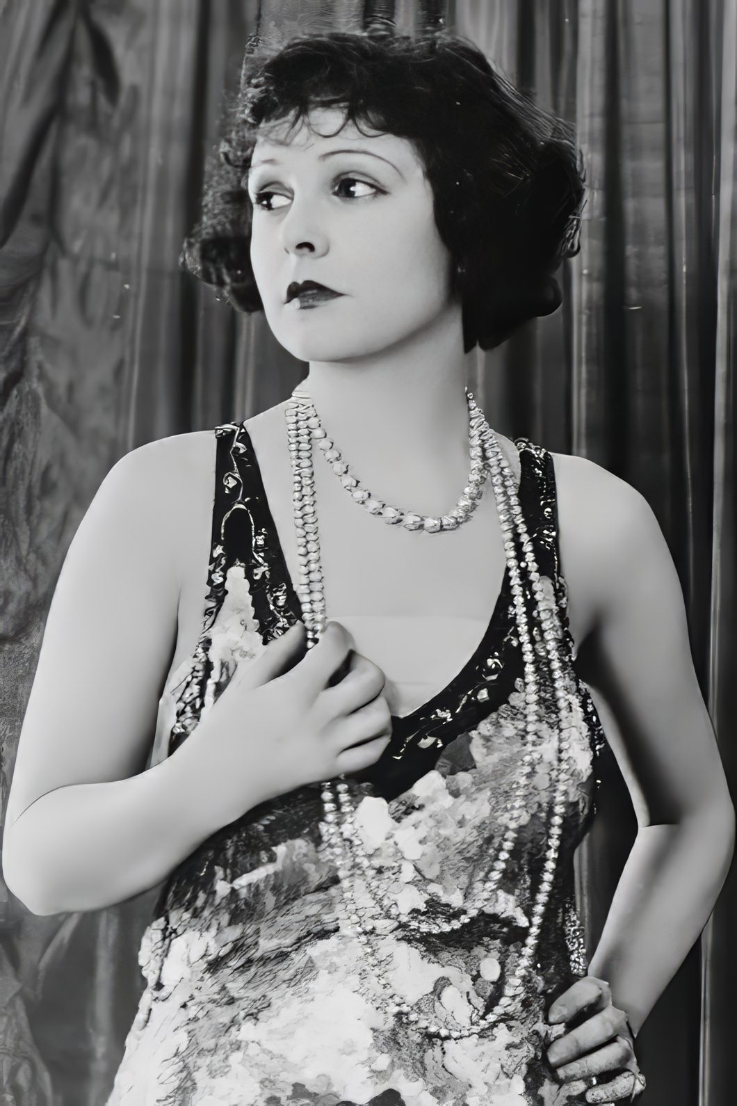 #5 Norma Talmadge was one of the biggest silent film stars ever. Between 1910 and 1930, she acted in 160 films and produced 25! Talmadge was also a smart businesswoman.