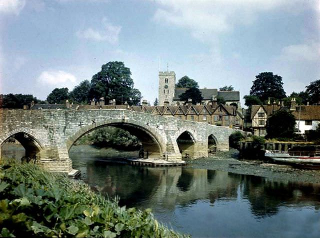 #34 Unknown river, 1944