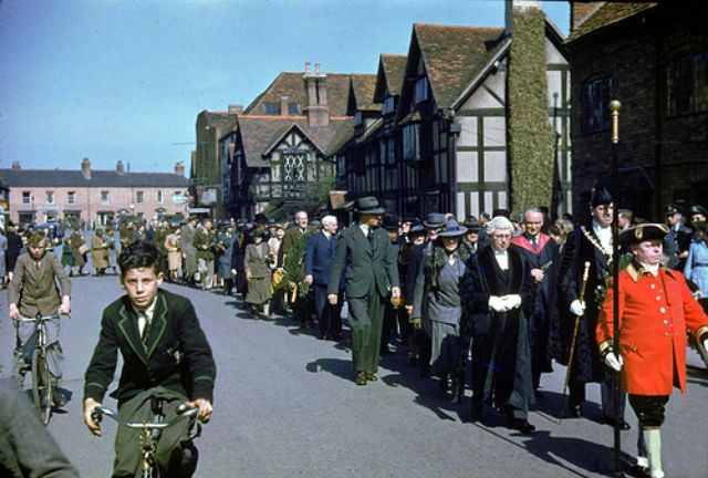 #38 Stradford-upon-Avon, April 1944