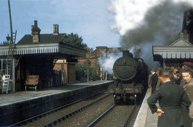 #8 Royston station, 1944