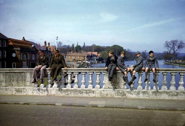 #48 Henley-on- Thames, 1944