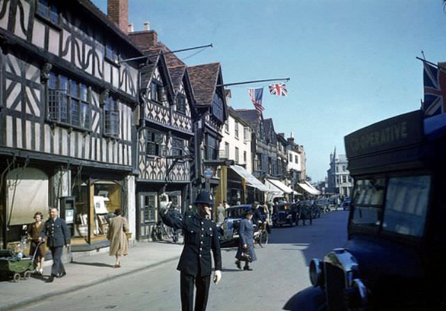 #52 Stratford-upon-Avon, April 1944