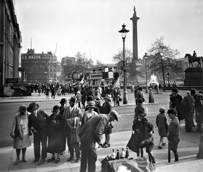 #5 Trafalgar Square from the steps of St Martin’s-in-the-Fields