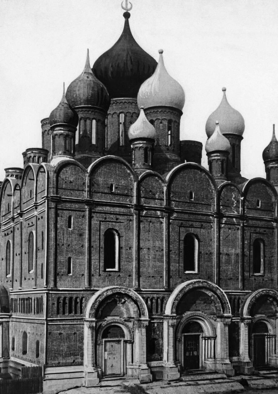 #13 The Minsk Cathedral in Moscow, which was used as a film studio until 1929.