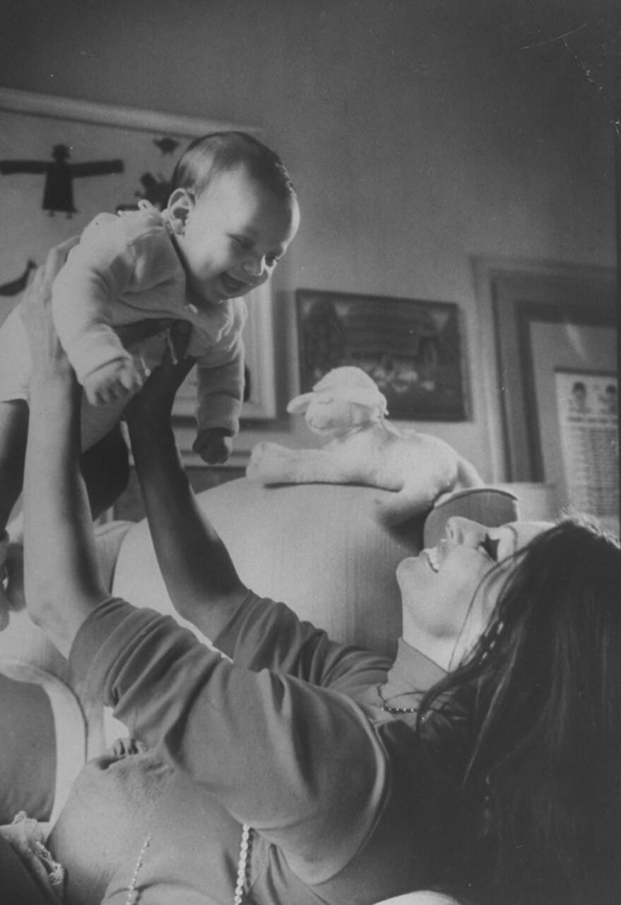 #16 Sophia Loren playing with her son, Carlo Ponti Jr., at her home in Rome, 1969.