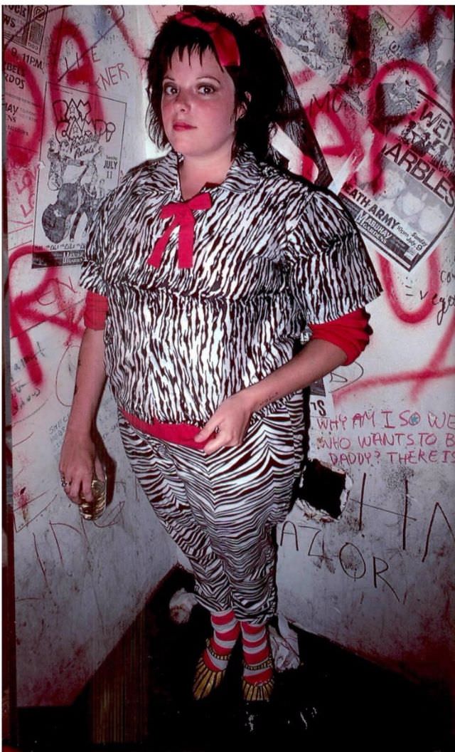 Punk Rock Portraits: A Glimpse into the Radical Styles of the Late 1970s Music