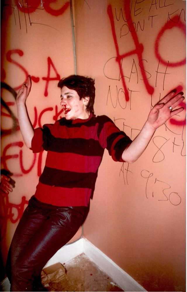 Punk Rock Portraits: A Glimpse into the Radical Styles of the Late 1970s Music