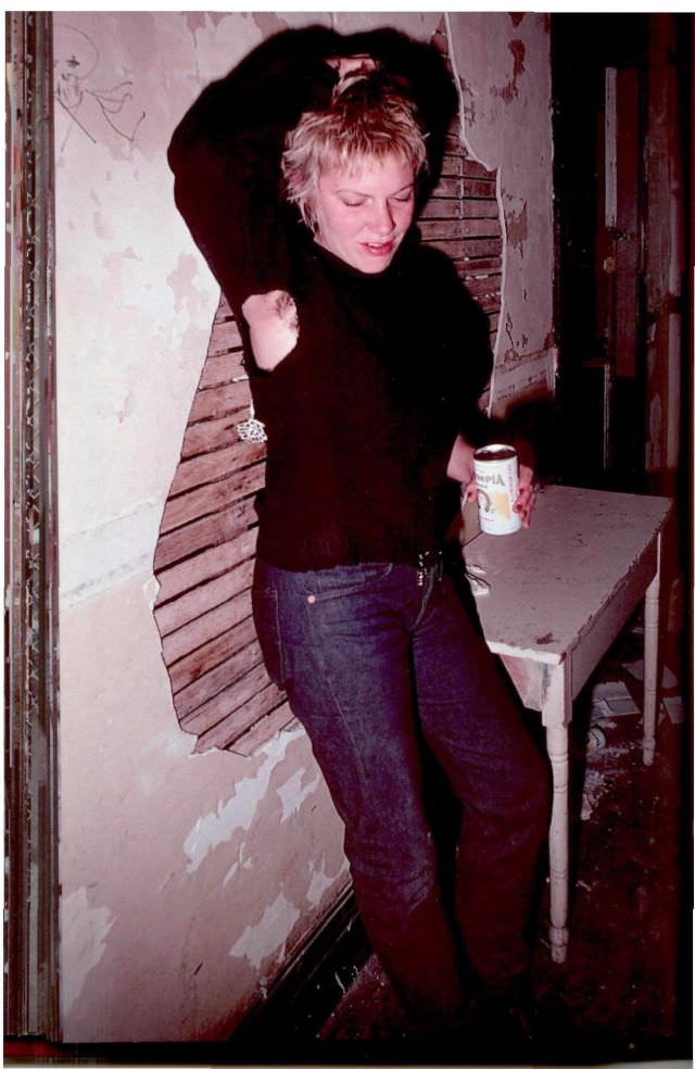 Punk Rock Portraits: A Glimpse into the Radical Styles of the Late 1970s Music