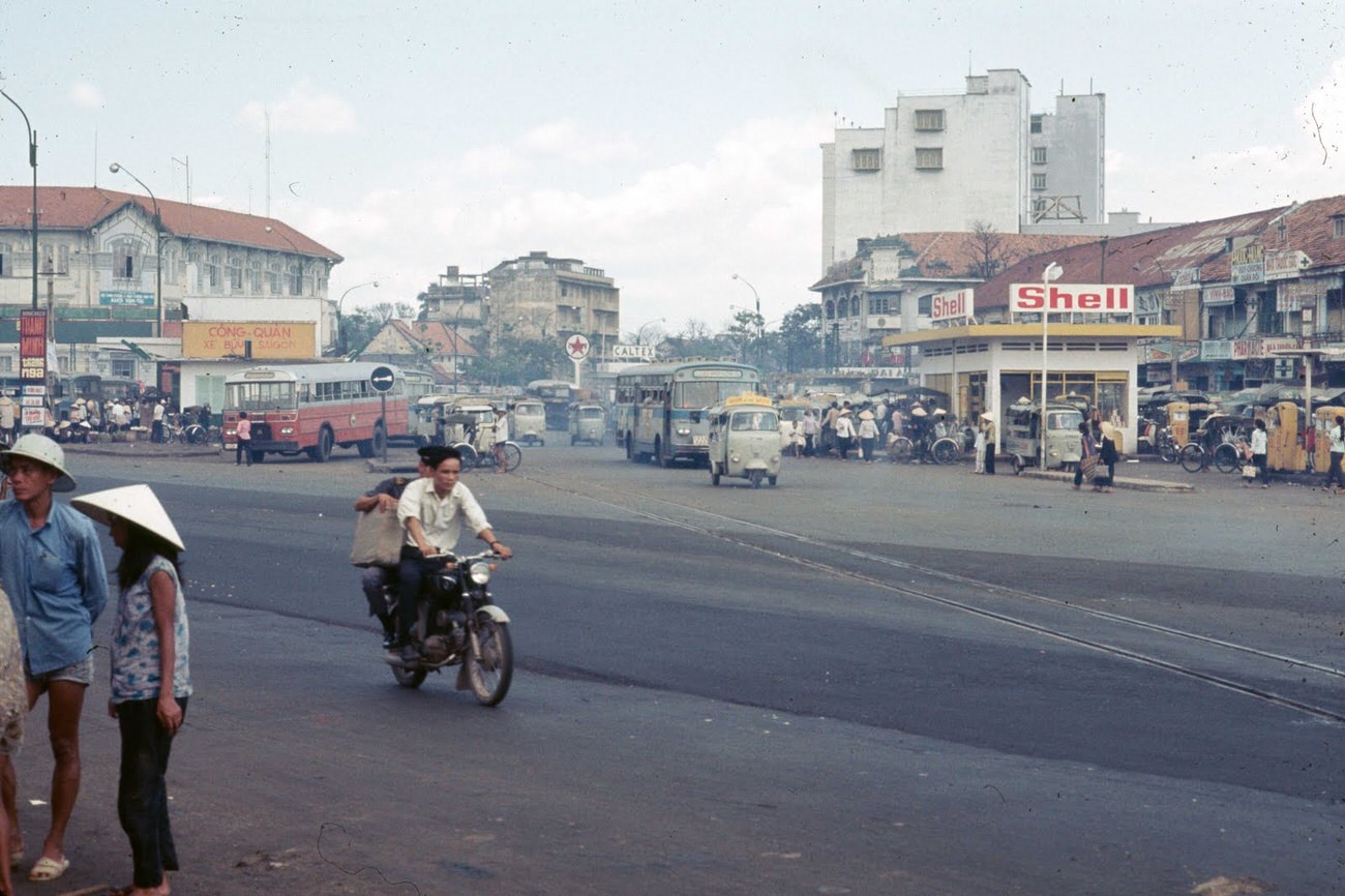 #33 Saigon, 1968.