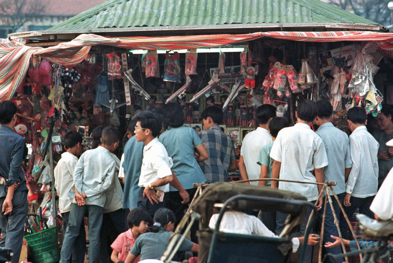 #59 Shopping for Christmas toys in Saigon, 1968.