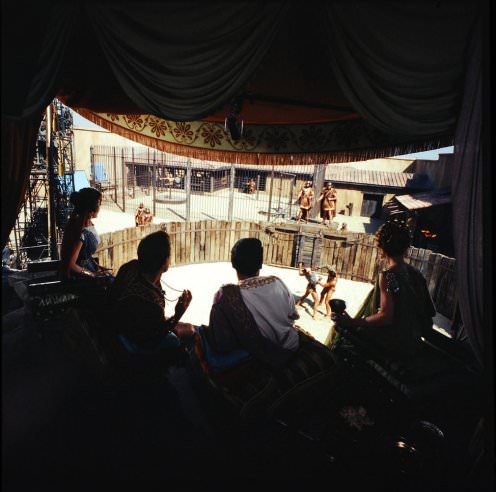 Stunning Behind the Scenes Photos from the Making of Spartacus 1960 Movie Movies