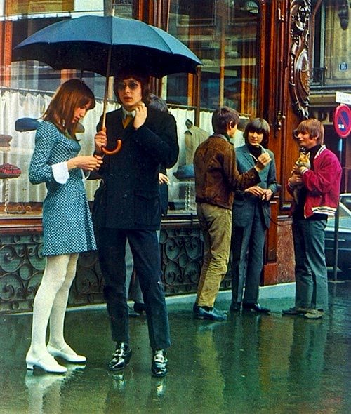 Legs Eleven! A Look at the Seductive and Sometimes Strange Stocking Ads of the ’60s and ’70s Vintag