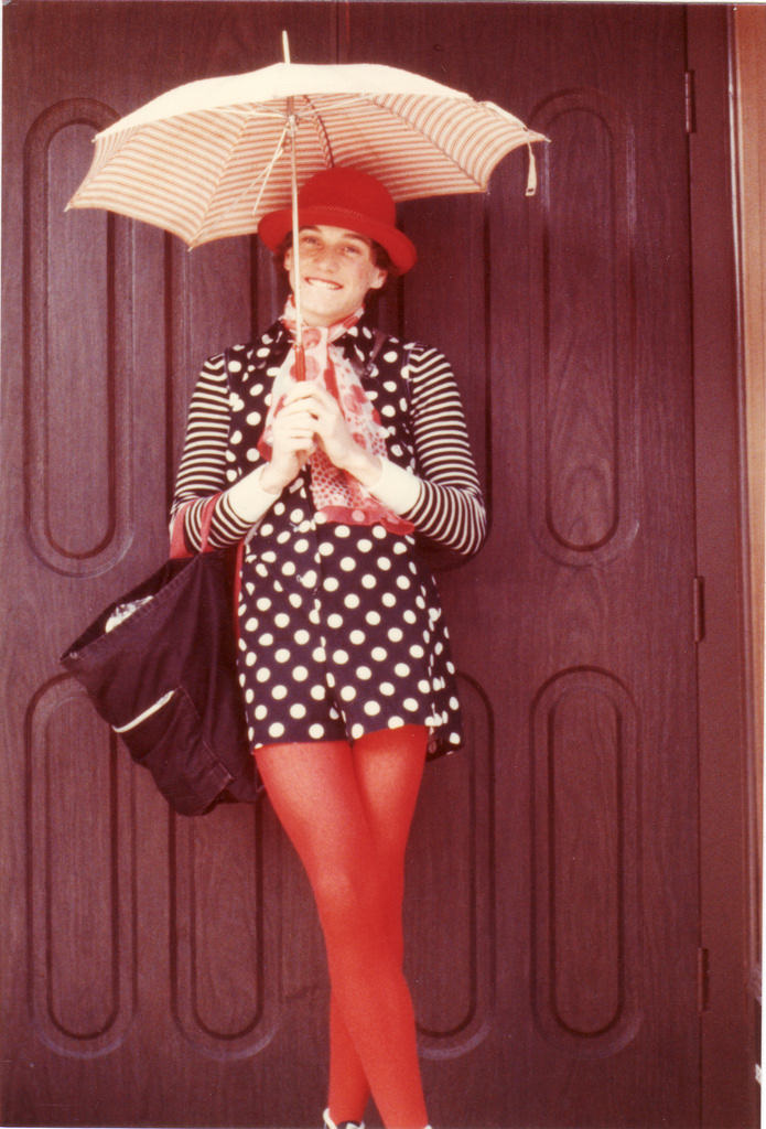 Legs Eleven! A Look at the Seductive and Sometimes Strange Stocking Ads of the ’60s and ’70s Vintag