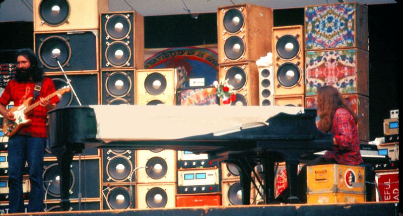 #37 Grateful Dead, 1973.