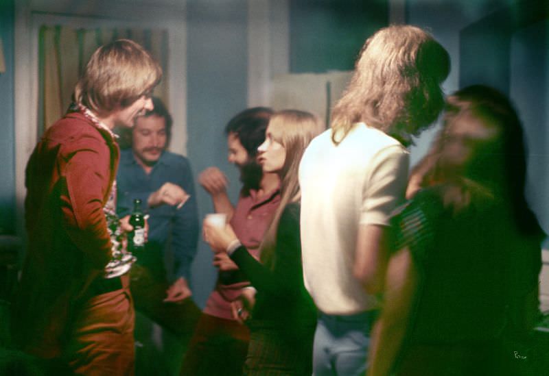 #84 Party, 1972.