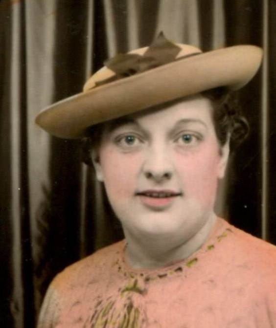 Say Cheese! Delightful Vintage Photo Booth Pictures from a Bygone Era Photography