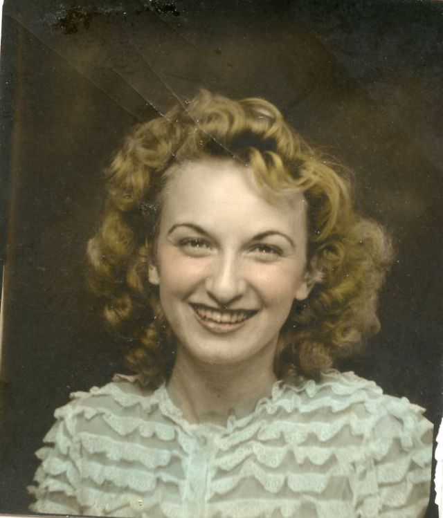 Say Cheese! Delightful Vintage Photo Booth Pictures from a Bygone Era Photography