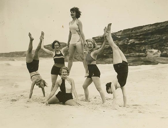 #17 Theatre Royal chorus at Tamarama Beach, 1930s.