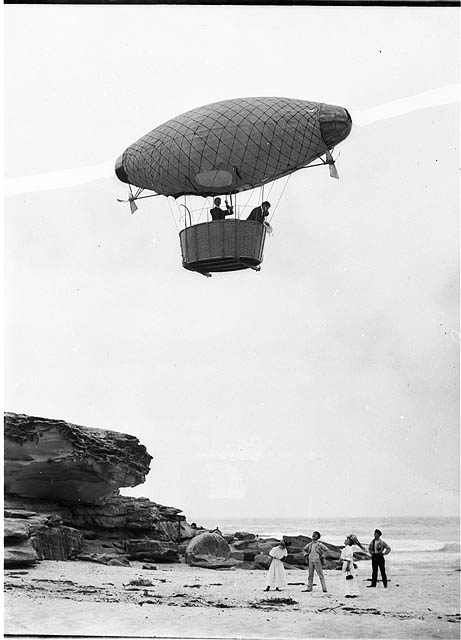 #29 Dirigible over Tamarama, 1908.