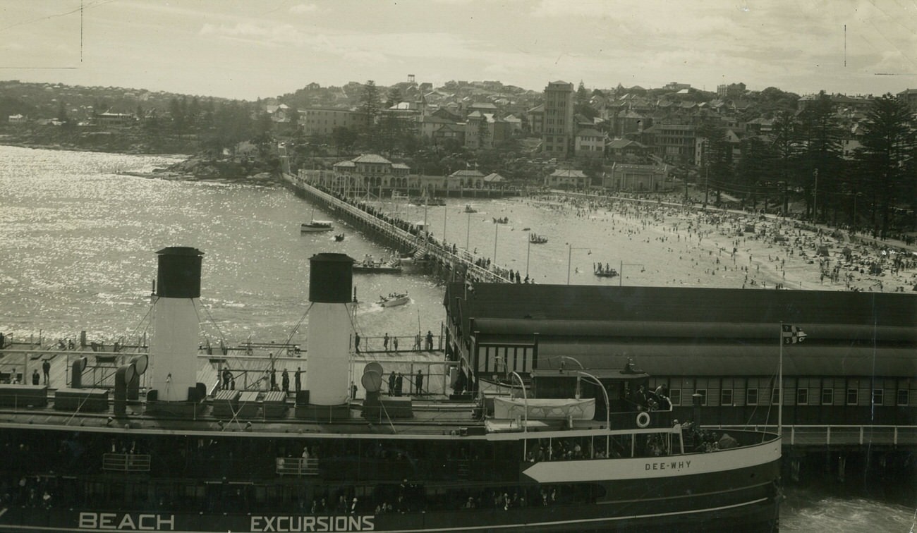 #51 Ferry Dee Why and Manly Harbour pool, 1930s.