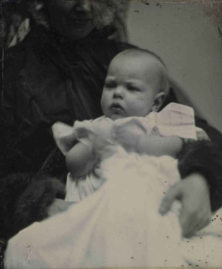 #52 An unidentified mother and child.