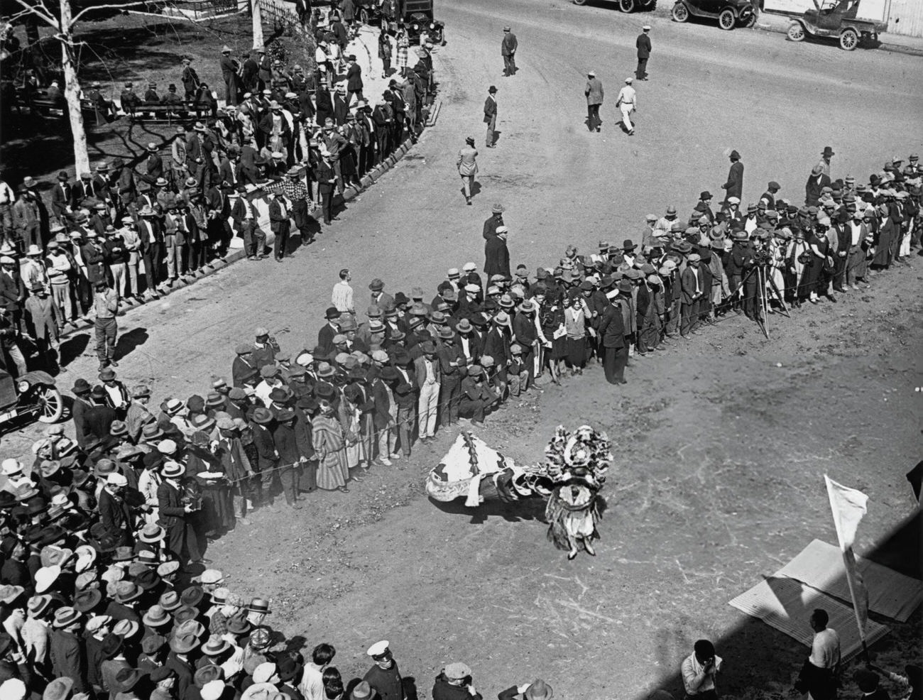 #2 Crowds watching the ancient lion dance during Chinese New Year celebrations in Los Angeles’ Chinatown, 1926.
