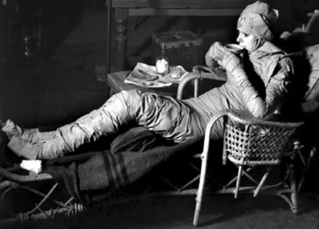 Behind the Monster: Making the Classic Frankenstein Films of the 1930s Movies