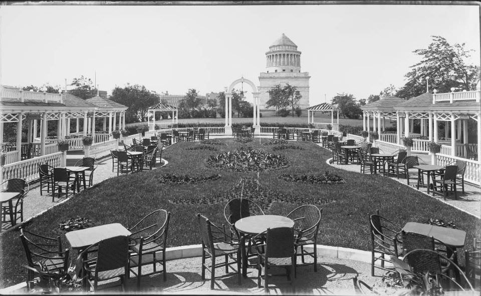 #54 View of Grant’s Tomb and Grounds.
