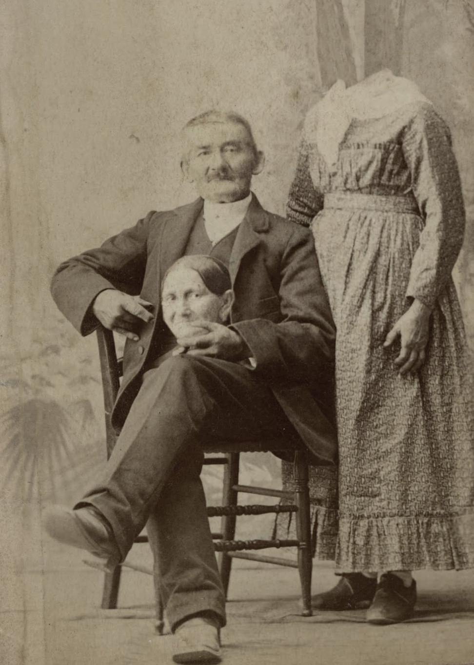 Spooky Spectacles: Creepy Headless Portraits from the Victorian Era Weird