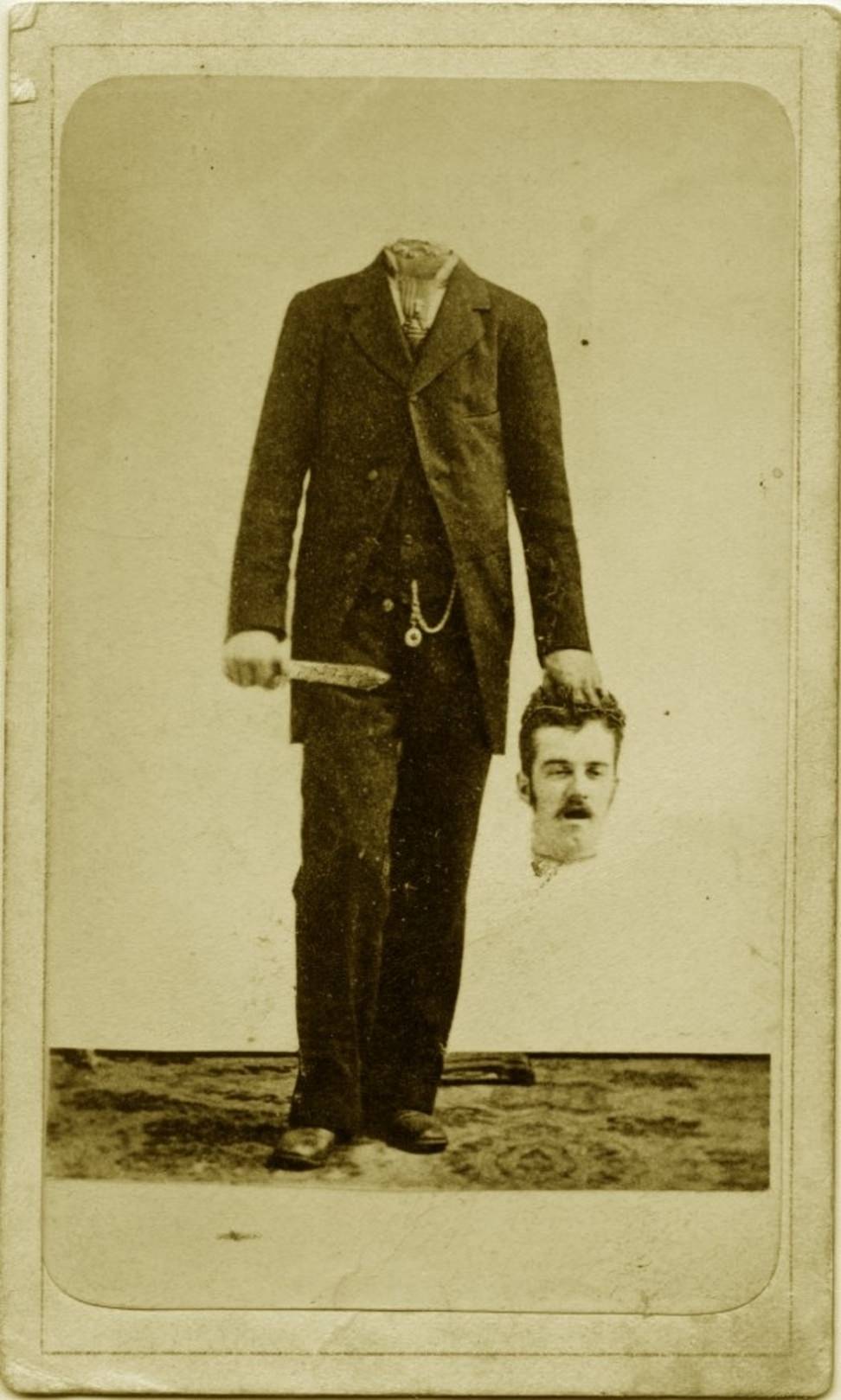Spooky Spectacles: Creepy Headless Portraits from the Victorian Era Weird