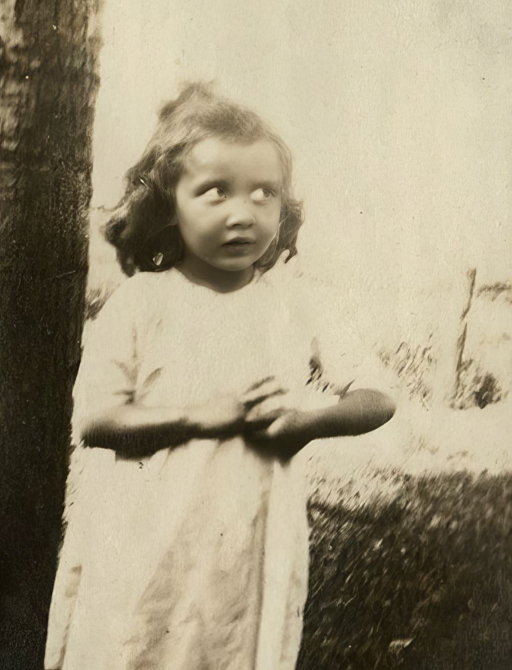 Tickling the Funny Bone of History: A Look at Humorous Vintage Photographs Funny