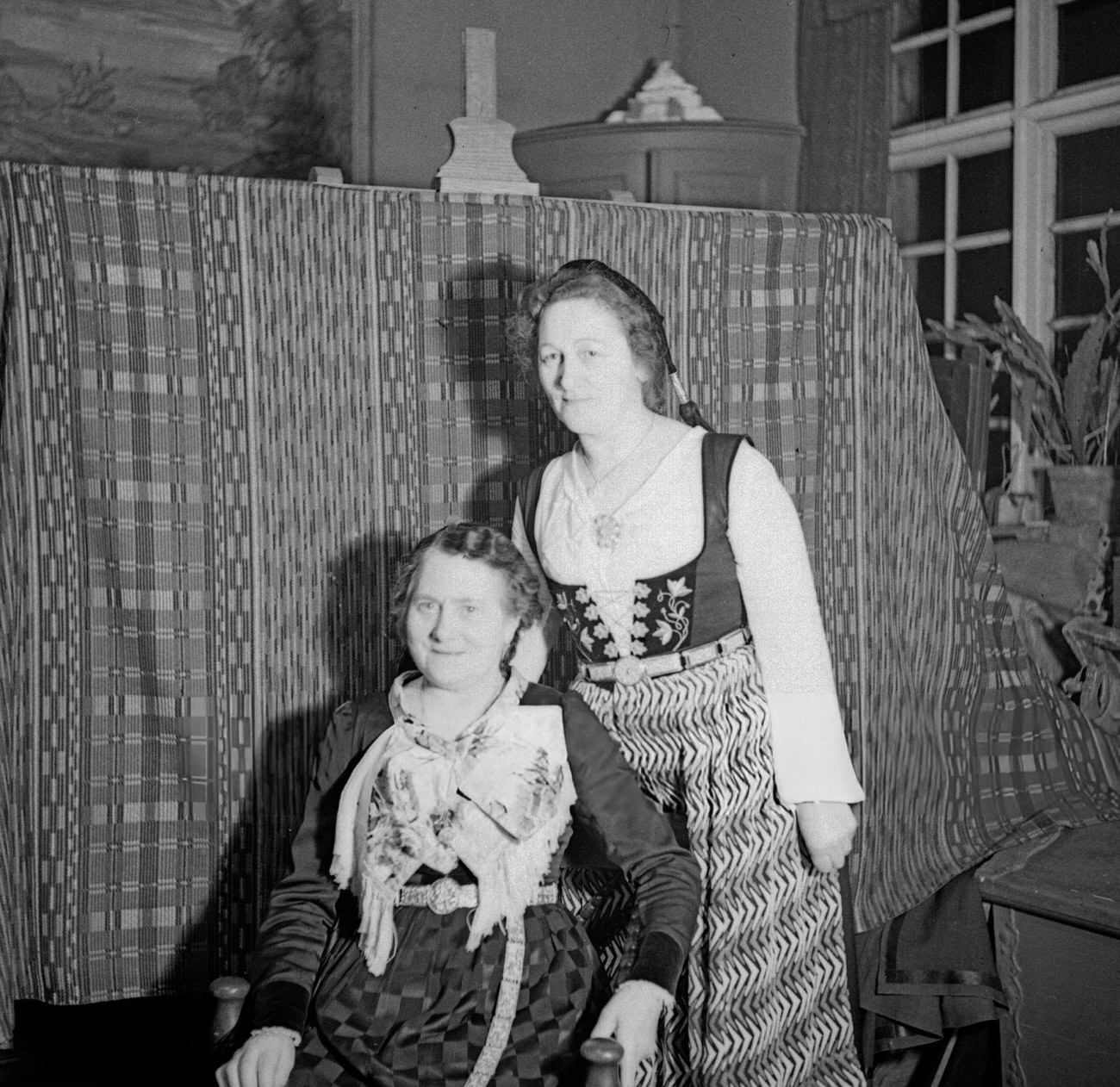 #28 A family photograph in Iceland, 1930s.