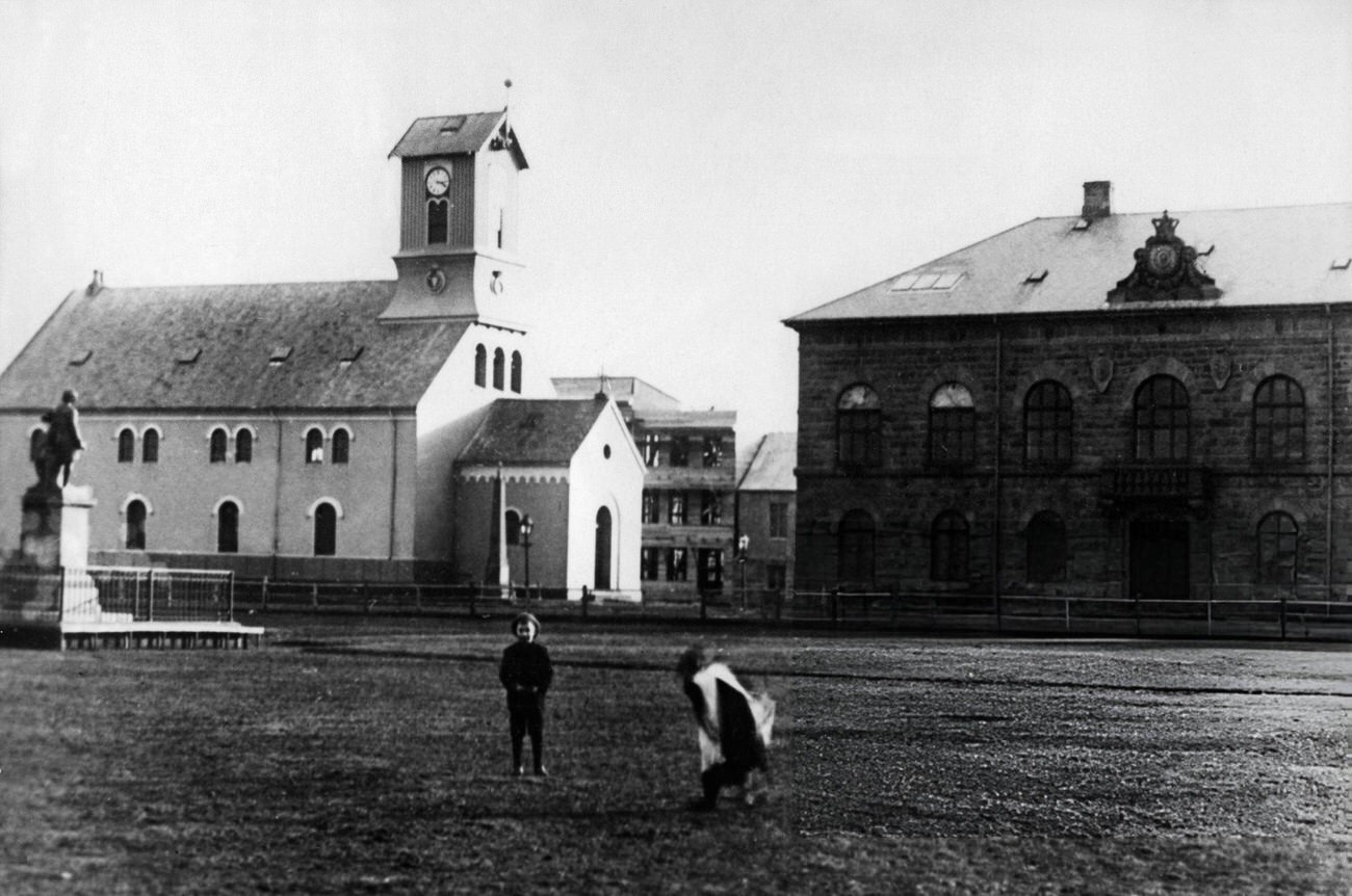 #36 Reykjavik Cathedral and University, with Bertel Thorvaldsen’s monument, 1936.