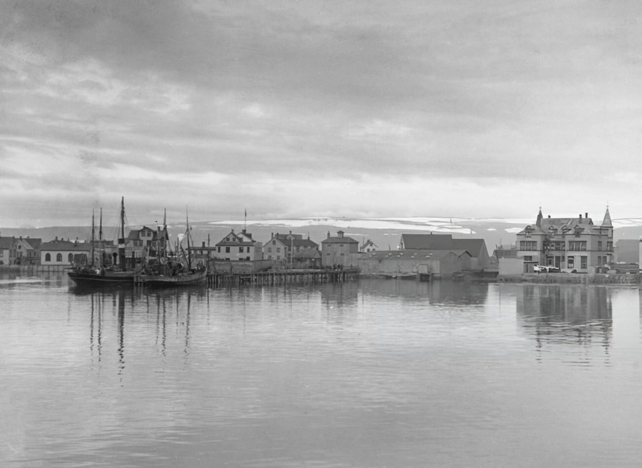 #39 Isafjordur harbor, Iceland, 1935.