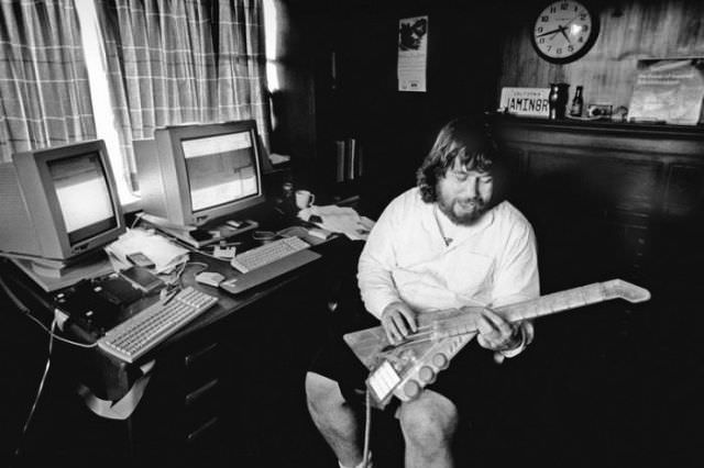 #15 Apple Computer, home of Steve Capps, San Carlos, California, 1992
