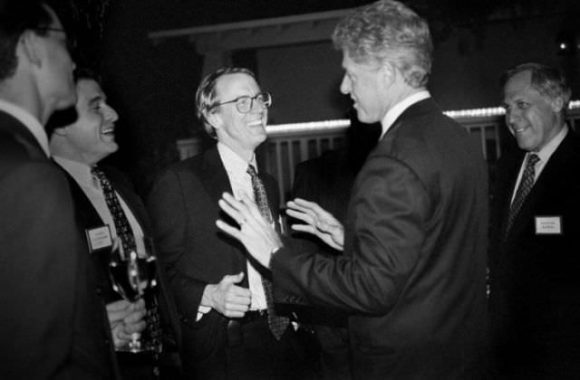 #18 President Clinton visits Silicon Valley, 1995