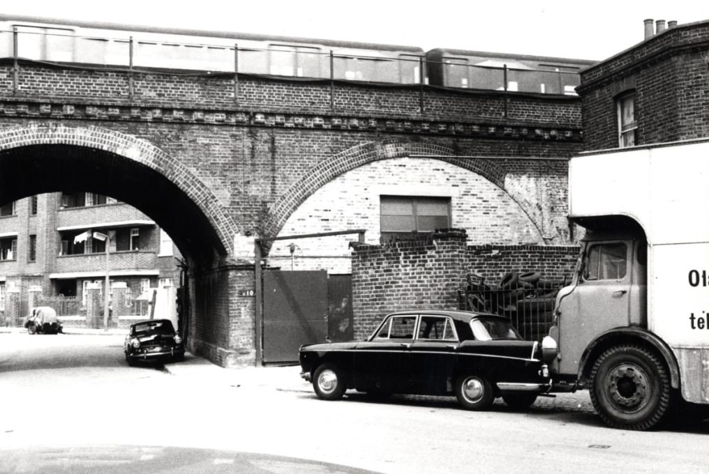 #6 Blechynden Street