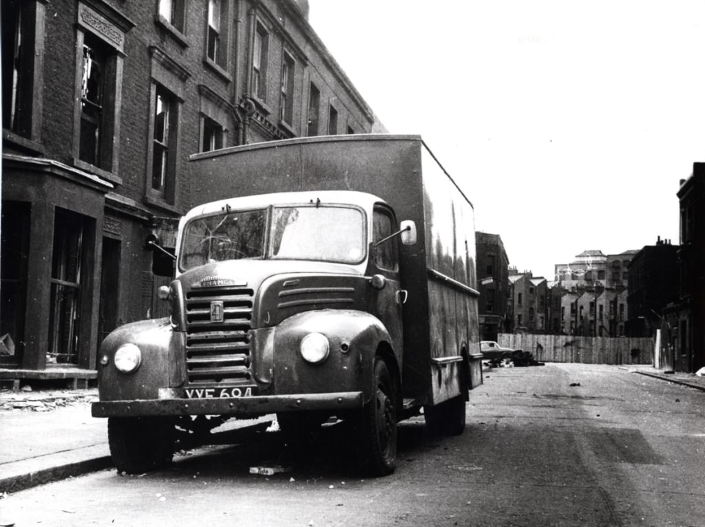 #12 Testerton Street