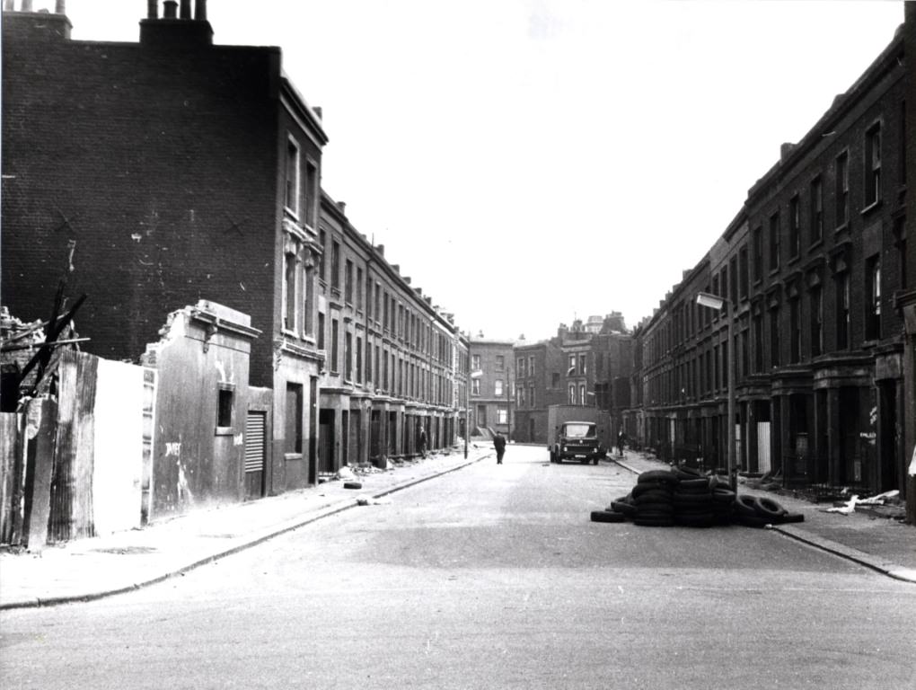 #15 Testerton Street