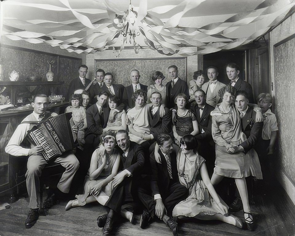 #75 New Year’s Eve, 1920s.