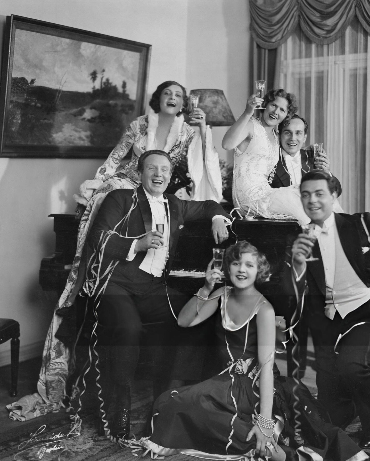 #30 Richard Taber, Agnes Esterhazy, Liane Haide, Grit Haid, Walter Rilla, and the painter Rauscher on New Year’s Eve, 1928.