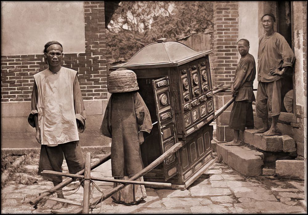 #14 A bride on her way to a wedding, Fuzhou, 1911